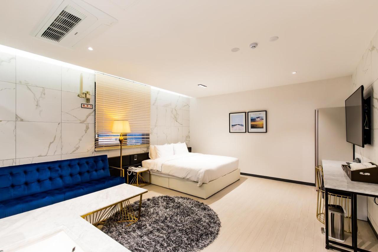 Air Sky Hotel Busan Eksteriør bilde